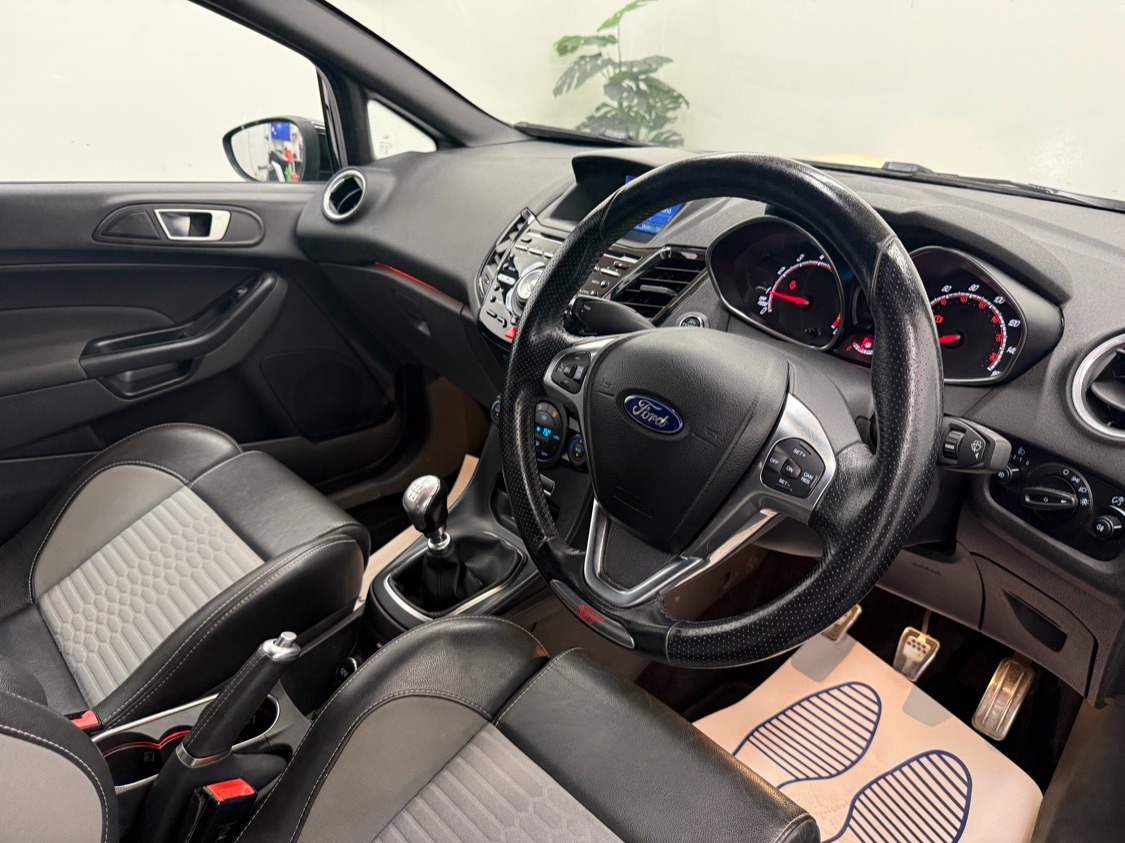 Used Ford Fiesta 2017 for sale - 76379066: Photo 10