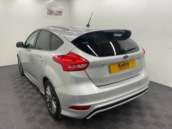 Used Ford Focus 2018 for sale - 76011894: Photo 5
