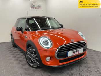 2018 (18) - 1.5 COOPER II 3dr - HALF LEATHER - SAT NAV - CLIMATE CONTROL - FSH