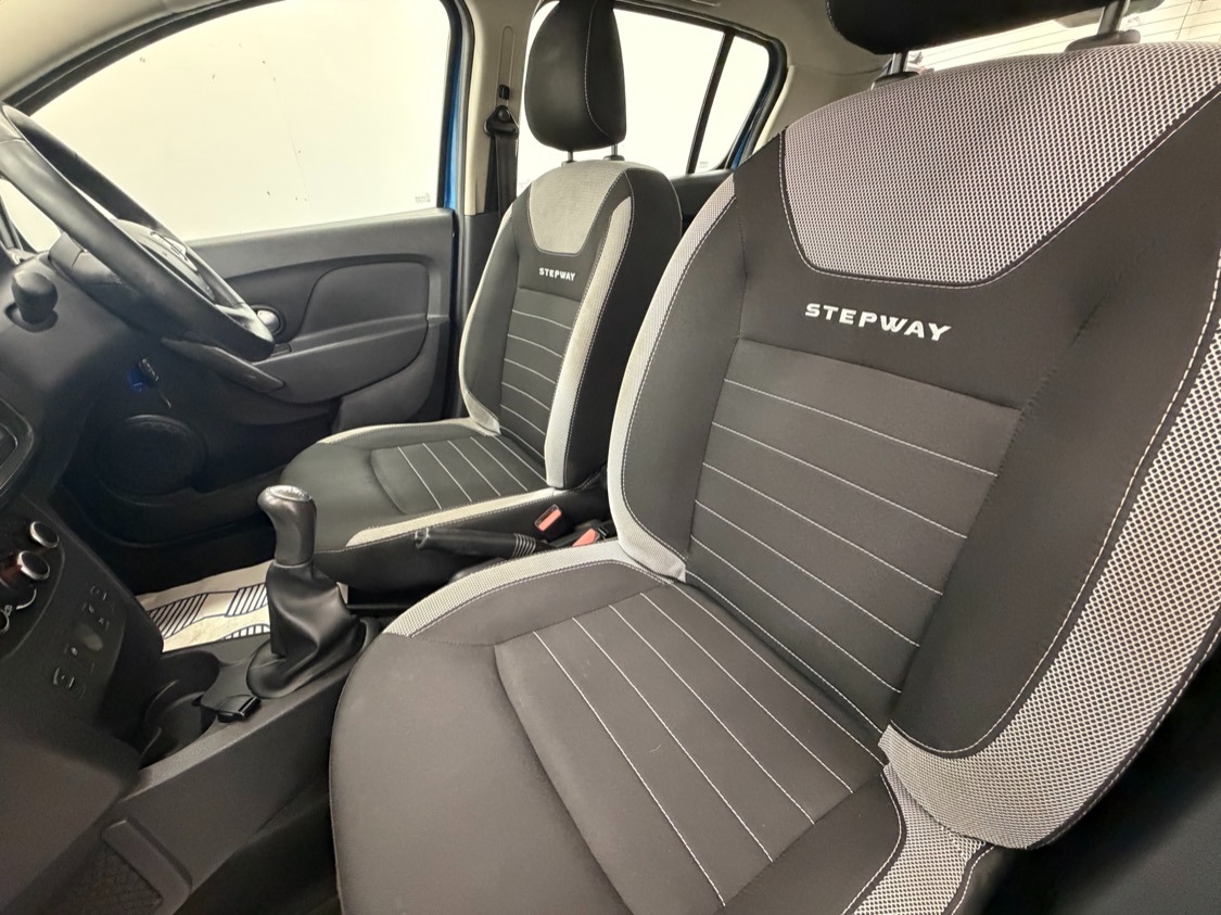Used Dacia Sandero Stepway 2019 for sale - 76626760: Photo 15