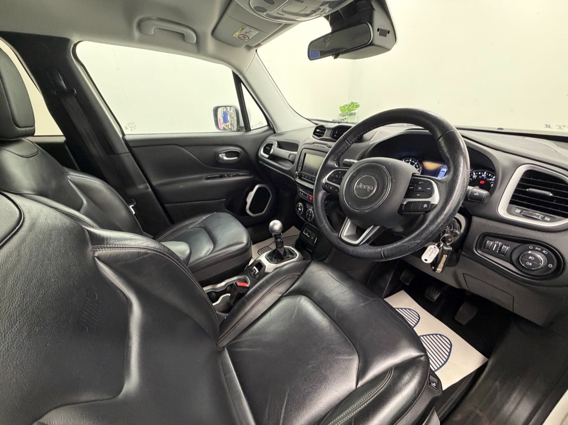 Used Jeep Renegade 2018 for sale - 77052166: Photo 9