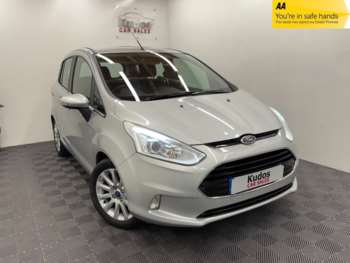 2015 (15) - 1.0 EcoBoost TITANIUM 5dr - LOW 33000 MILES - REAR SENSORS - FSH