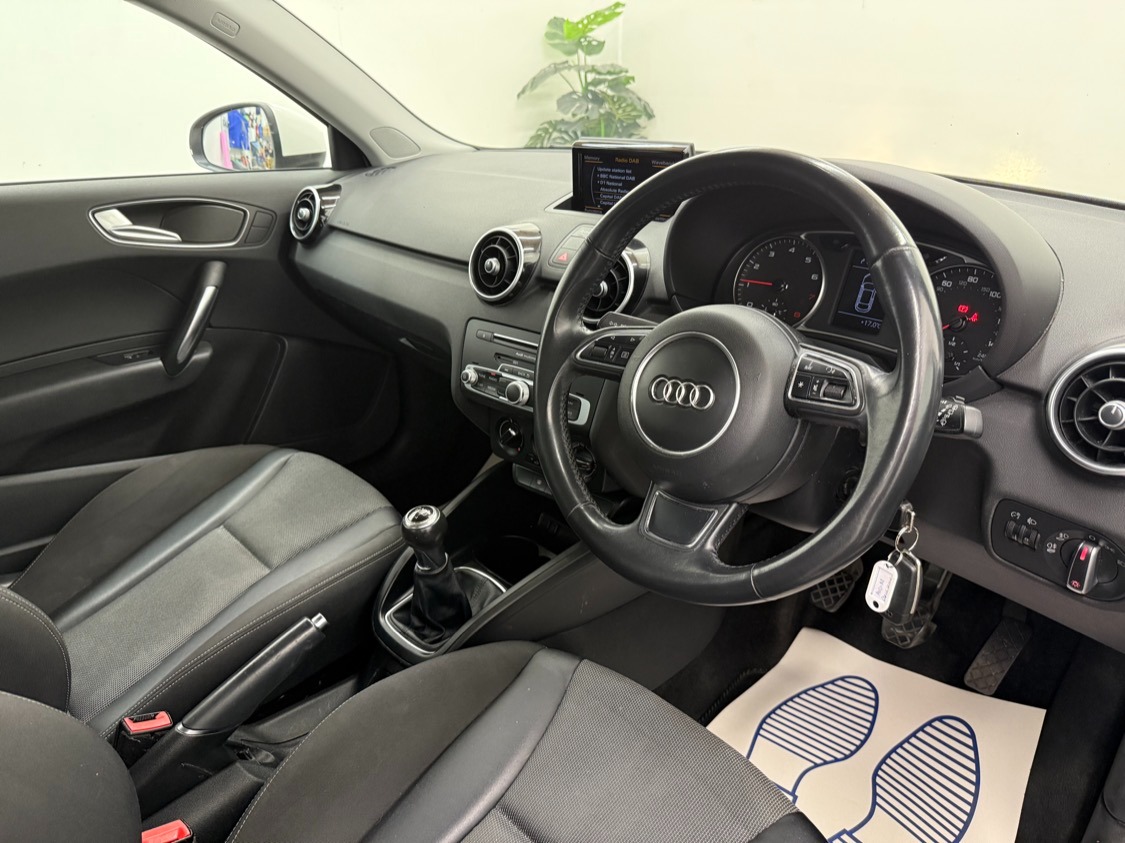 Used Audi A1 2016 for sale - 76565660: Photo 10