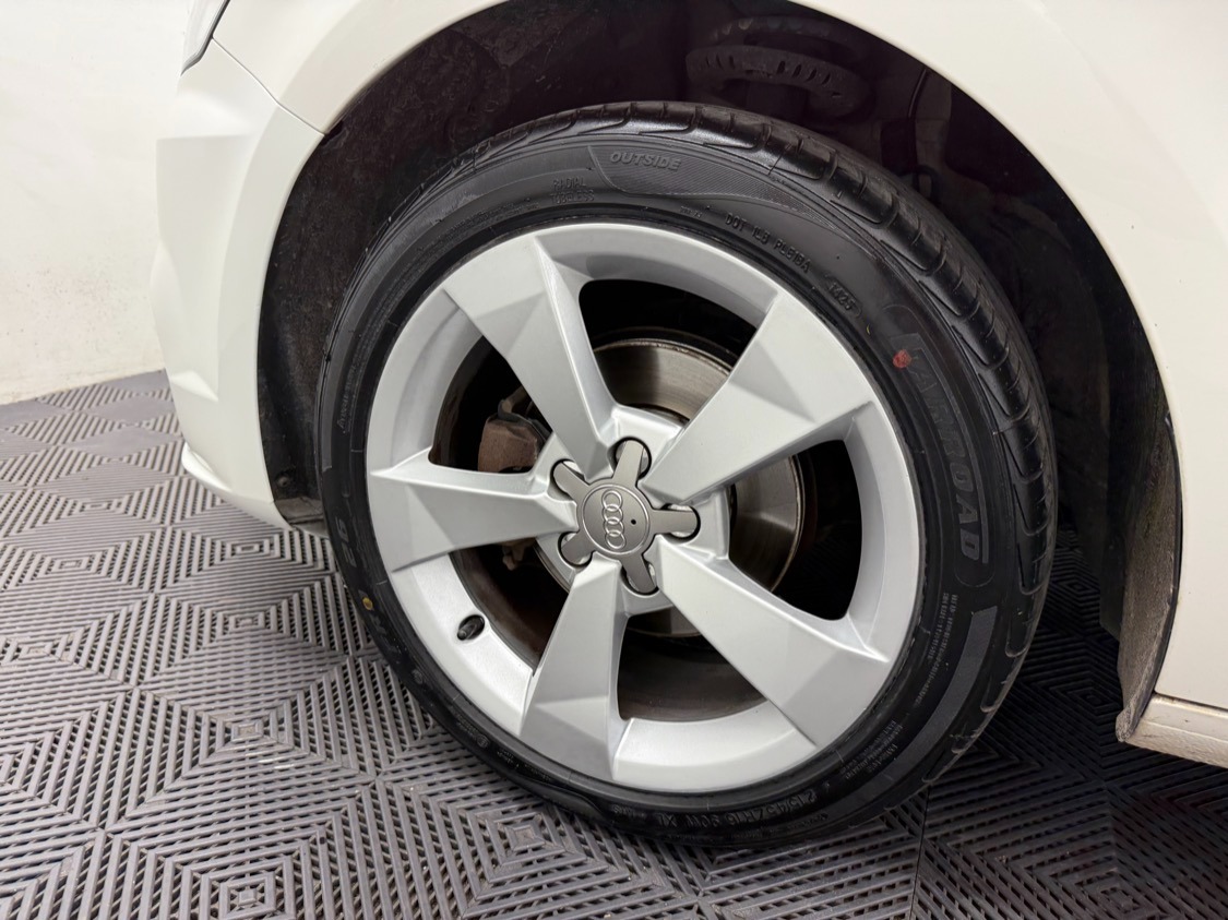 Used Audi A1 2016 for sale - 76565660: Photo 9