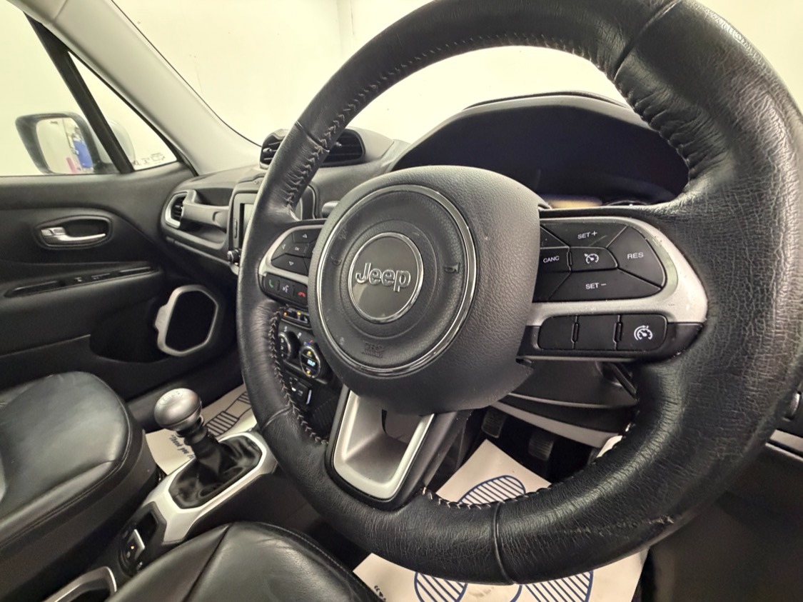 Used Jeep Renegade 2018 for sale - 77125493: Photo 10