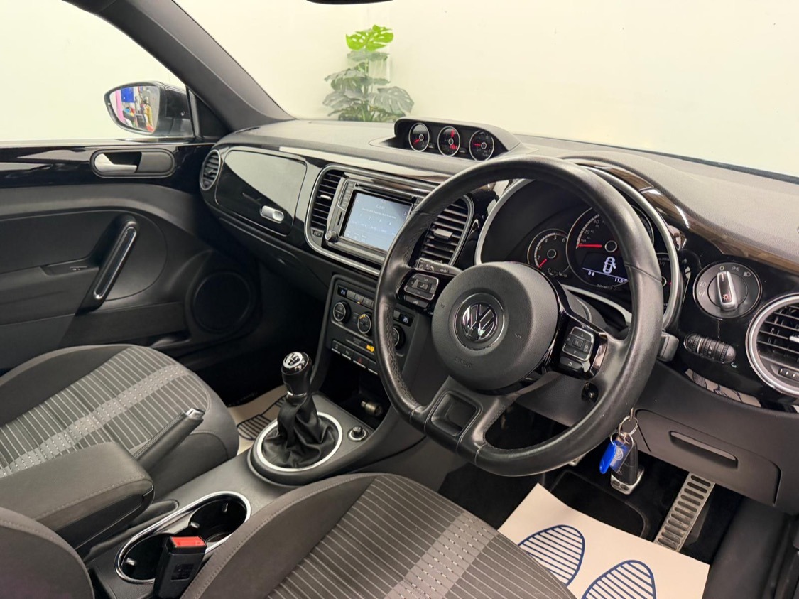 Used Volkswagen Beetle 2015 for sale - 77846277: Photo 10