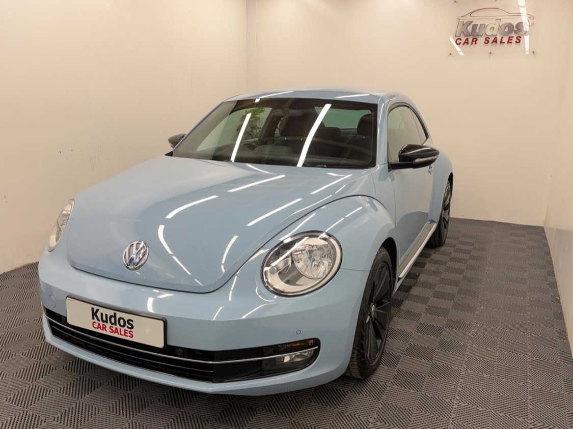Used Volkswagen Beetle 2015 for sale - 77846277: Photo 4