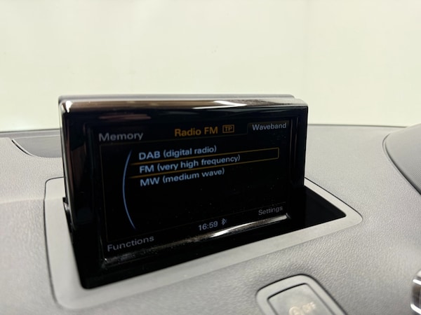 Used Audi S1 2015 for sale - 76220728: Photo 17