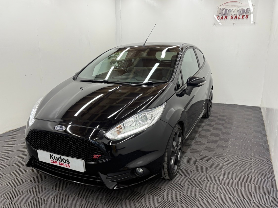 Used Ford Fiesta 2017 for sale - 77137048: Photo 4