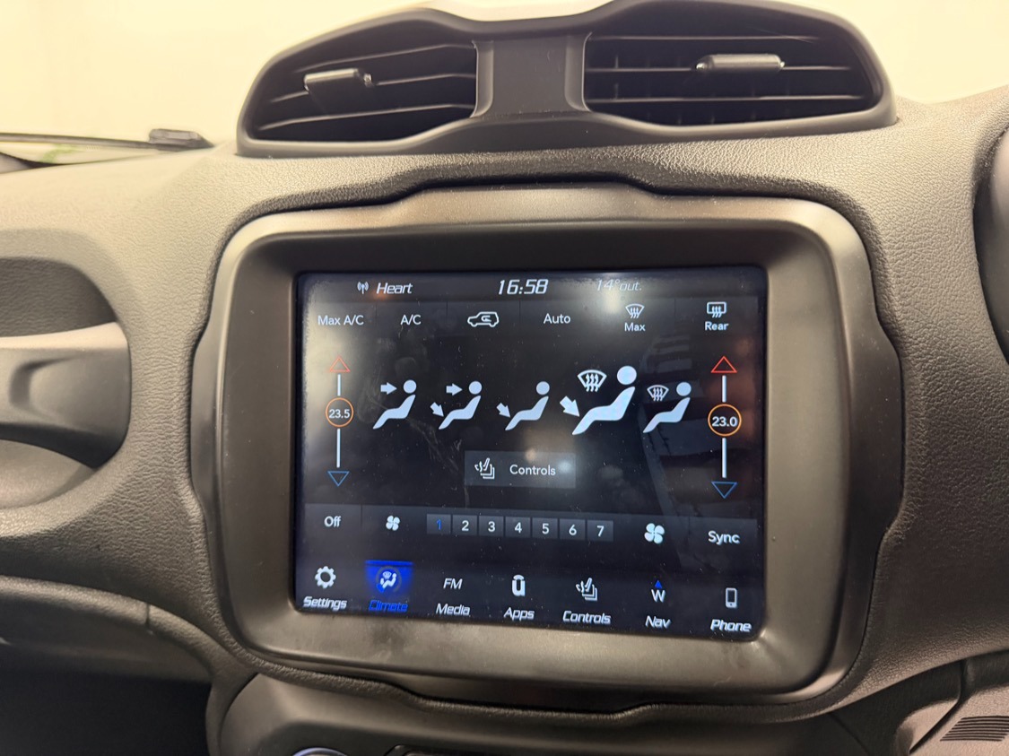 Used Jeep Renegade 2019 for sale - 76719289: Photo 18