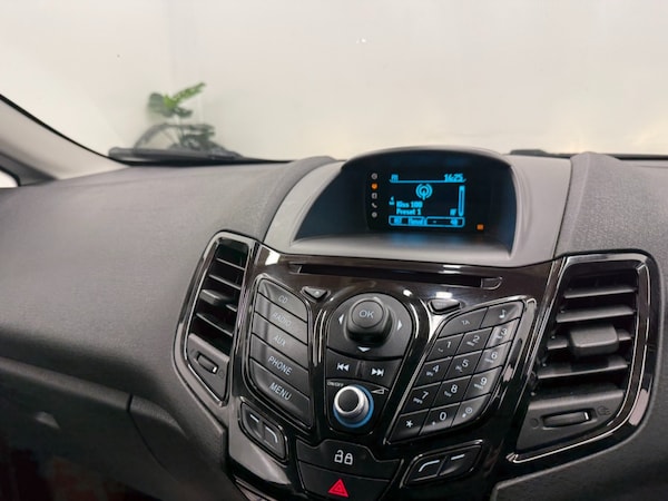 Used Ford Fiesta 2014 for sale - 76255587: Photo 13