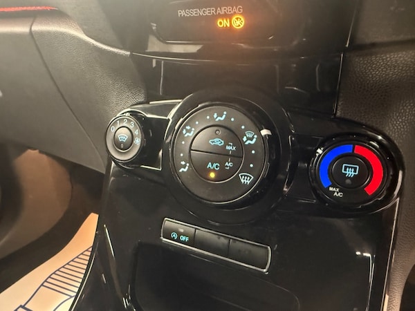 Used Ford Fiesta 2014 for sale - 76255587: Photo 14
