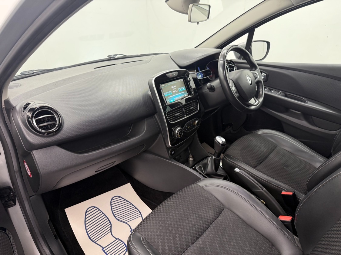 Used Renault Clio 2019 for sale - 76626653: Photo 19