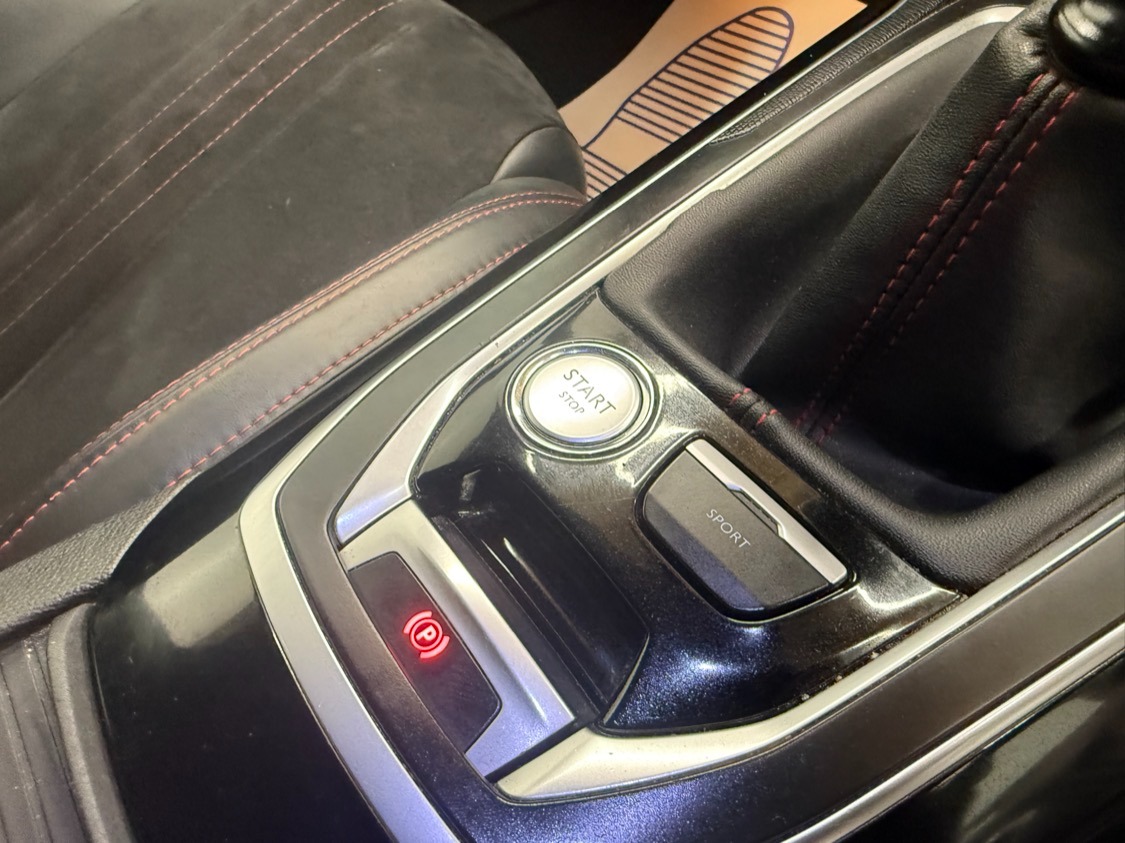 Used Peugeot 308 2016 for sale - 76464011: Photo 17