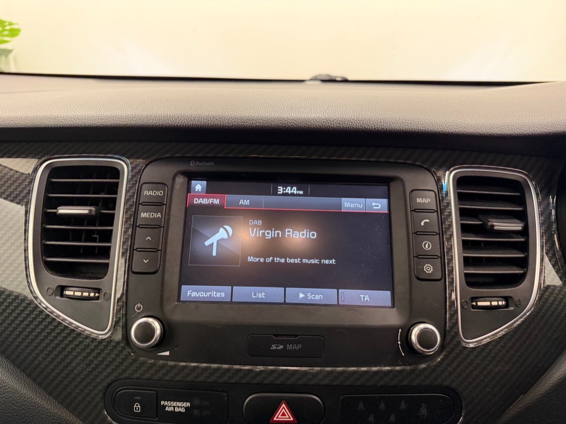 Used Kia Carens 2018 for sale - 77107821: Photo 17