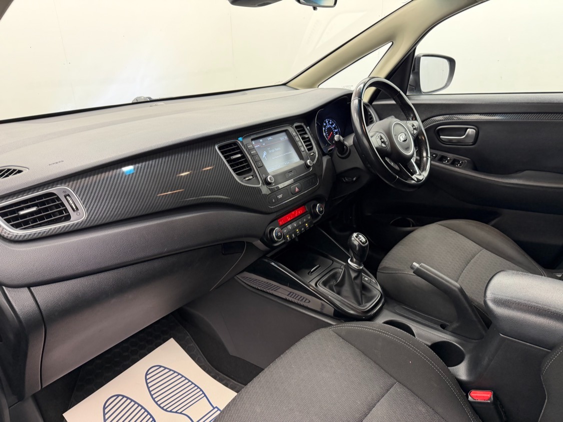Used Kia Carens 2018 for sale - 77107821: Photo 19