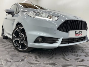 Used Ford Fiesta 2017 for sale - 76626622: Photo