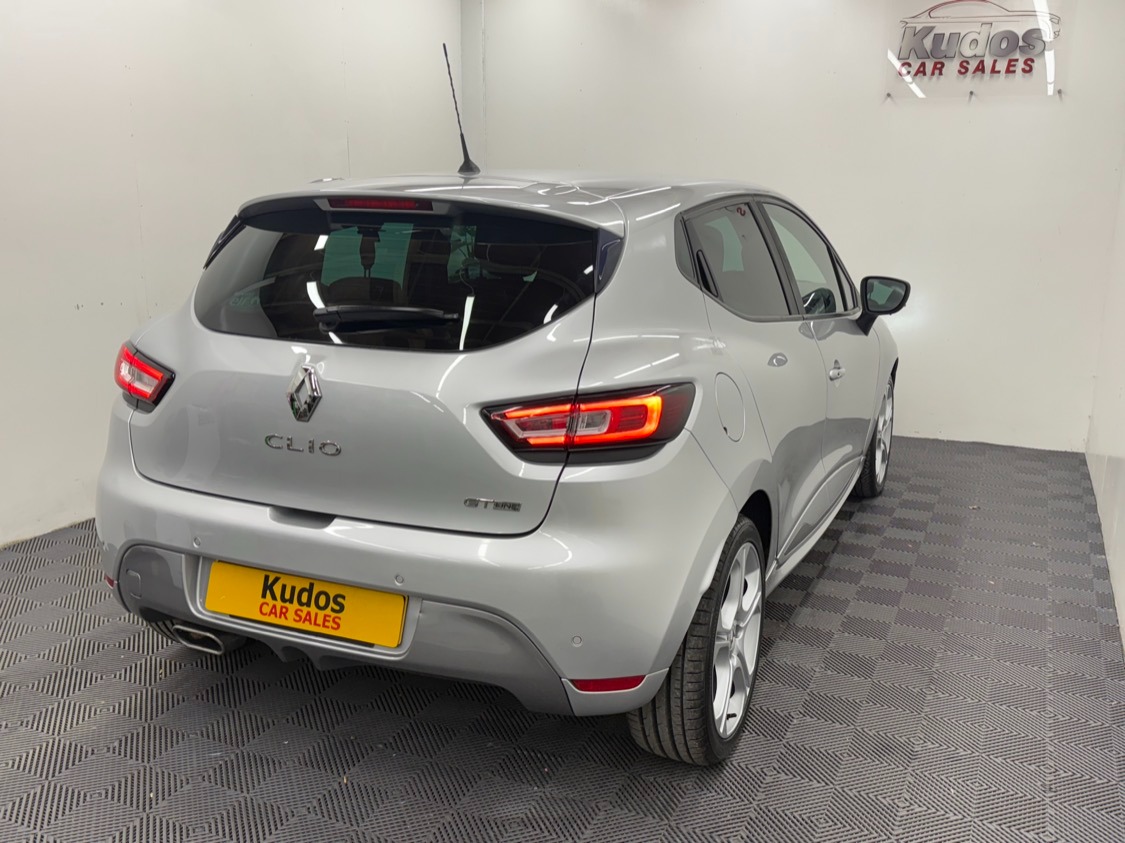Used Renault Clio 2019 for sale - 76795096: Photo 8