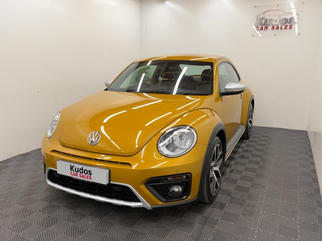 Used Volkswagen Beetle 2018 for sale - 77975925: Photo 4