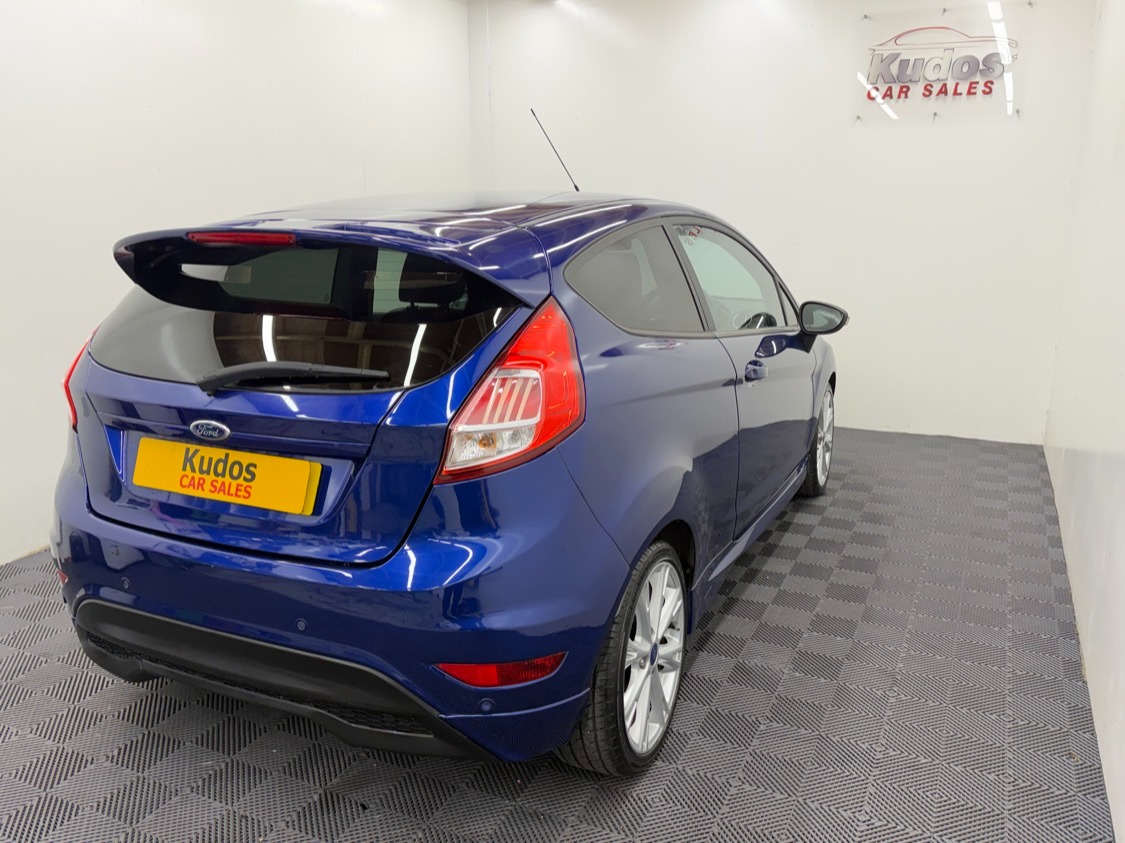 Used Ford Fiesta 2016 for sale - 76557120: Photo 8