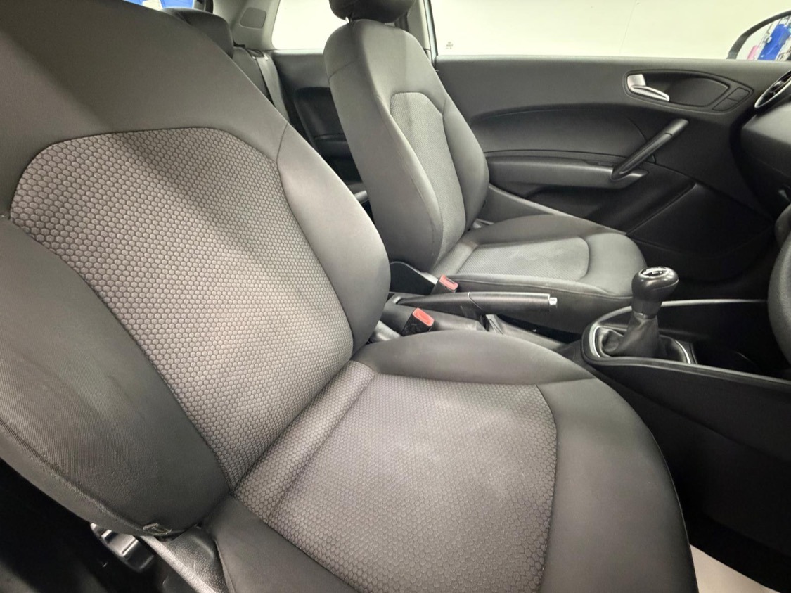 Used Audi A1 2012 for sale - 77234659: Photo 10