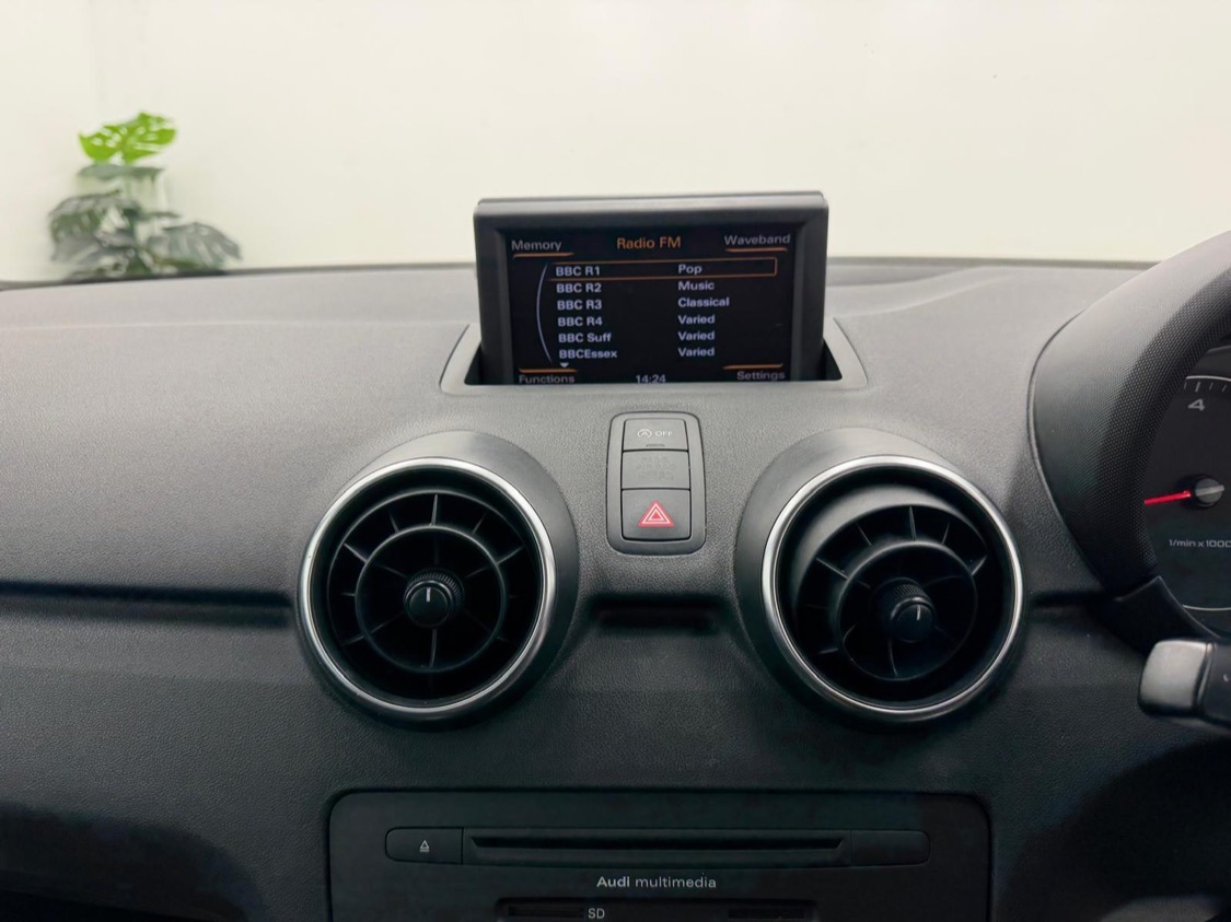 Used Audi A1 2012 for sale - 77234659: Photo 12