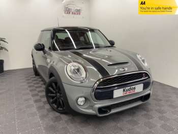 2018 (67) - 2.0 COOPER S 3dr - HALF LEATHER - VISUAL BOOST XL - SAT NAV - FSH
