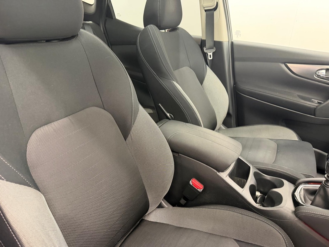 Used Nissan Qashqai 2017 for sale - 77787250: Photo 14