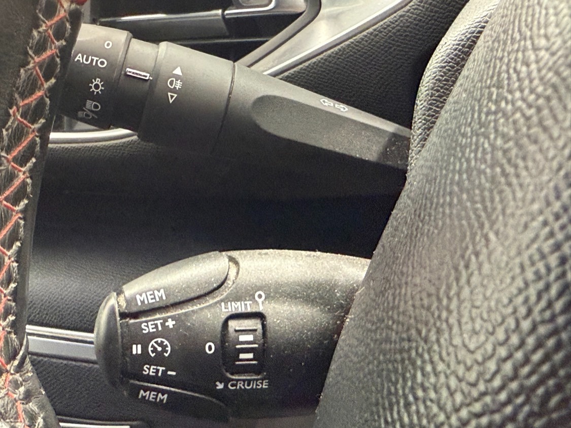 Used Peugeot 308 2016 for sale - 76594940: Photo 16