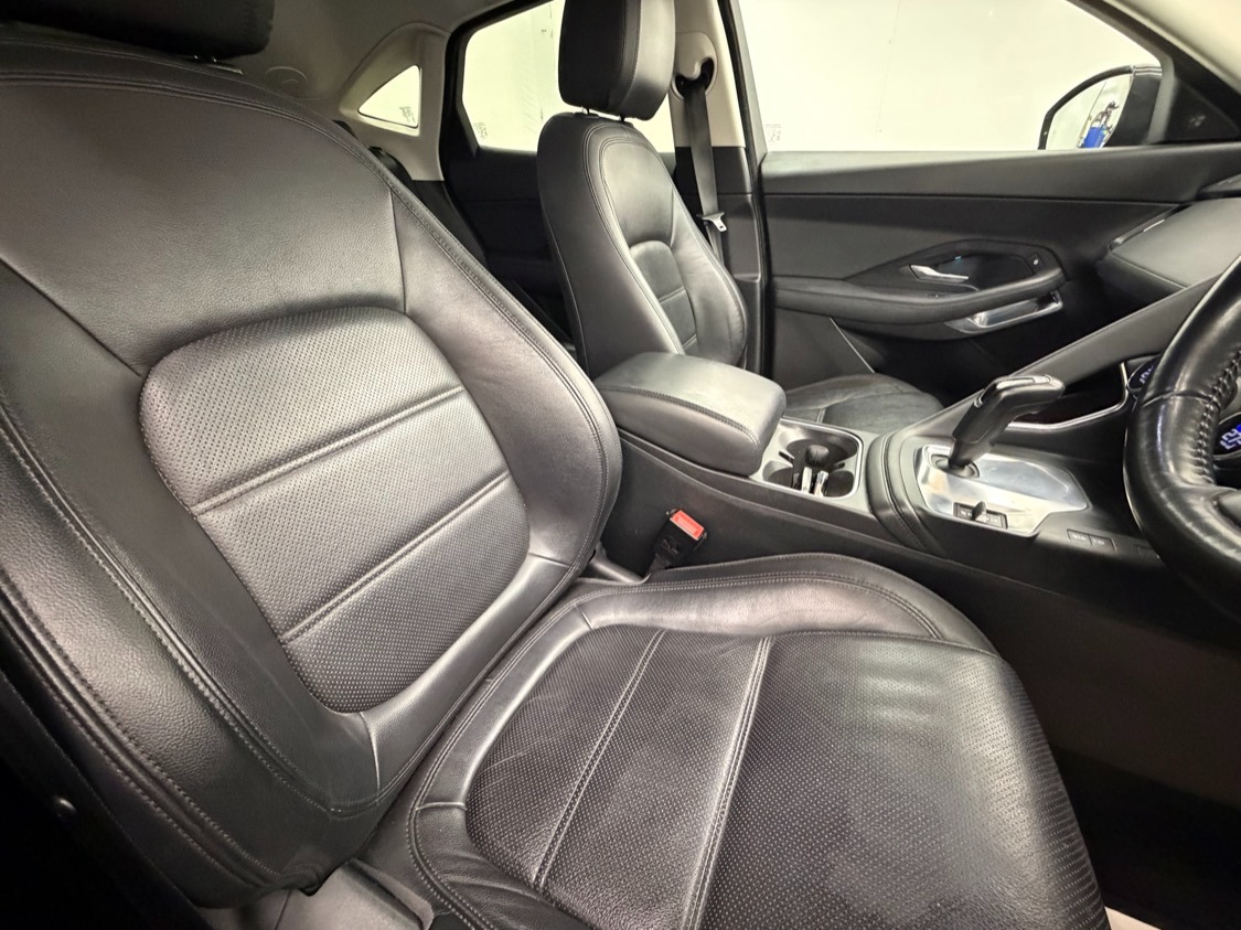 Used Jaguar E-Pace 2018 for sale - 76627422: Photo 12