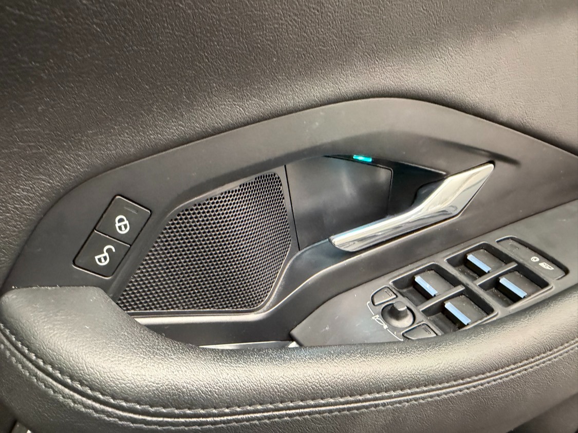 Used Jaguar E-Pace 2018 for sale - 76627422: Photo 13