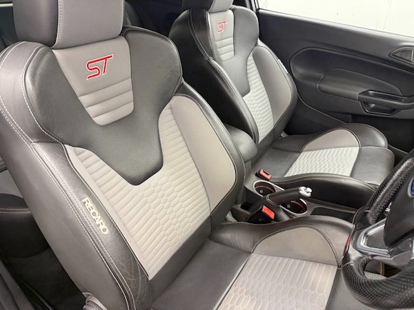 Used Ford Fiesta 2017 for sale - 76141066: Photo 12
