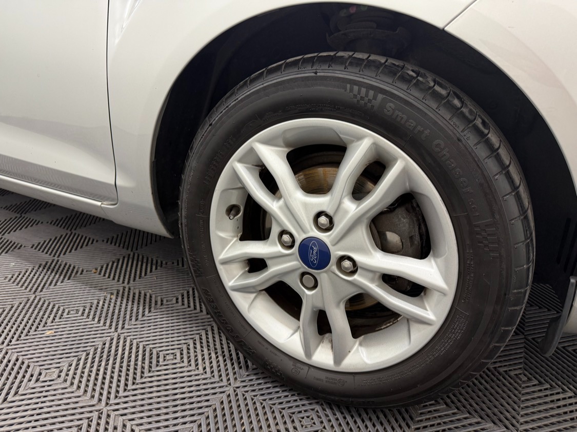 Used Ford Fiesta 2016 for sale - 76556755: Photo 9