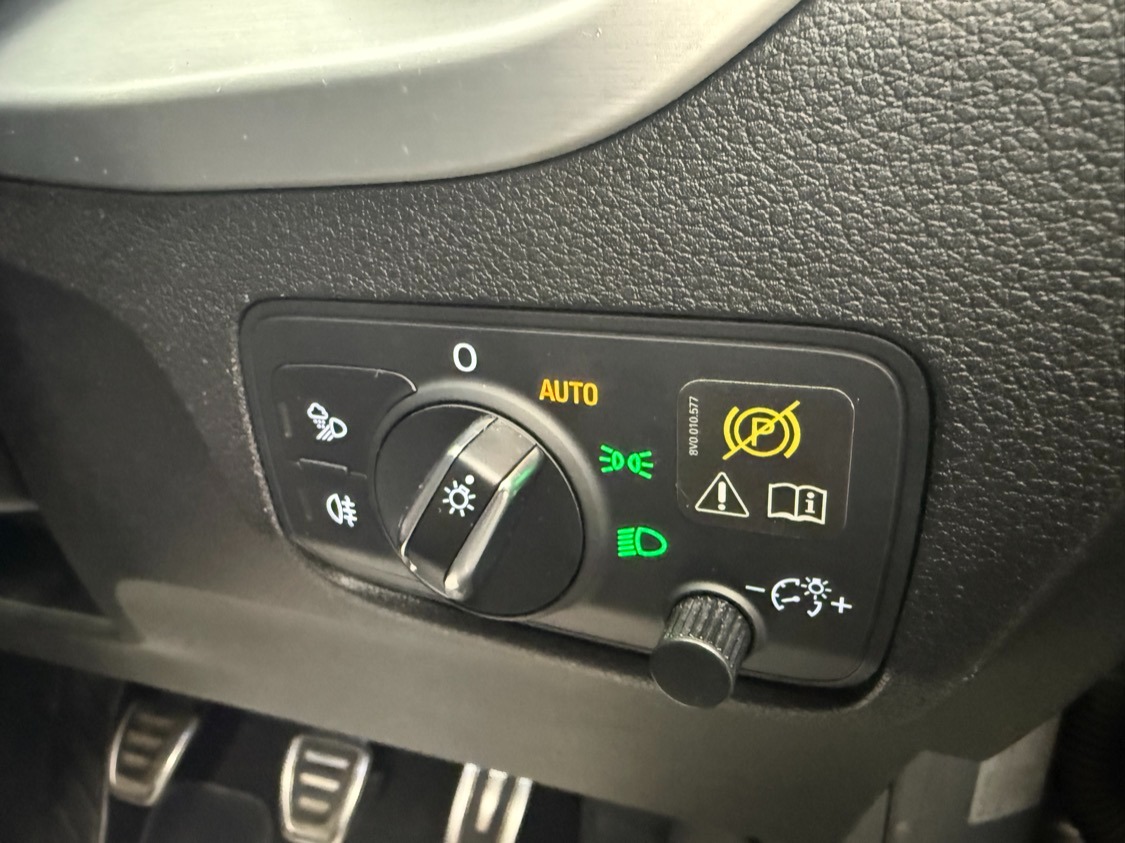 Used Audi Q2 2018 for sale - 76000334: Photo 11