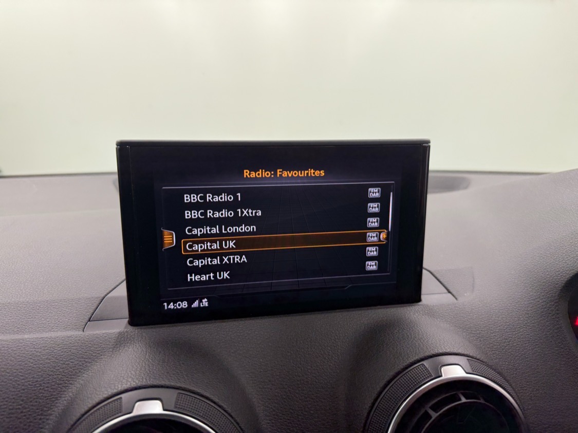Used Audi Q2 2018 for sale - 76000334: Photo 15