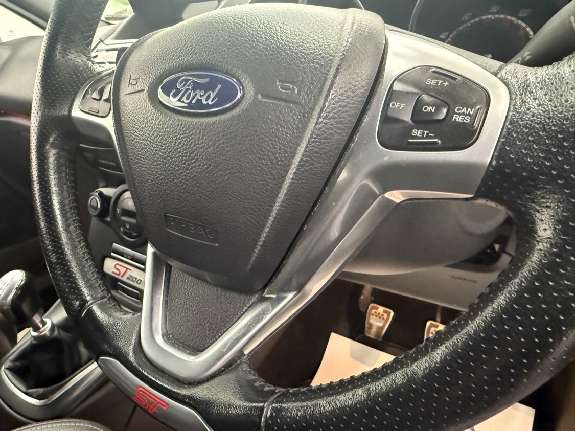 Used Ford Fiesta 2017 for sale - 76794983: Photo 13