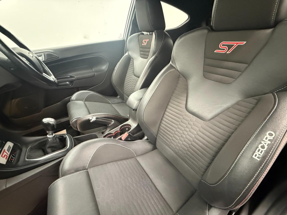 Used Ford Fiesta 2017 for sale - 76794983: Photo 24