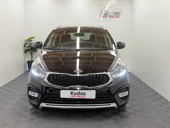 Used Kia Carens 2018 for sale - 77350230: Photo