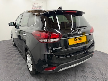 Used Kia Carens 2018 for sale - 77350230: Photo