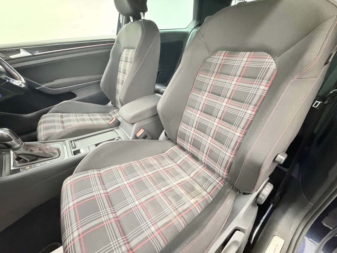 Used Volkswagen Golf 2016 for sale - 76664299: Photo 19