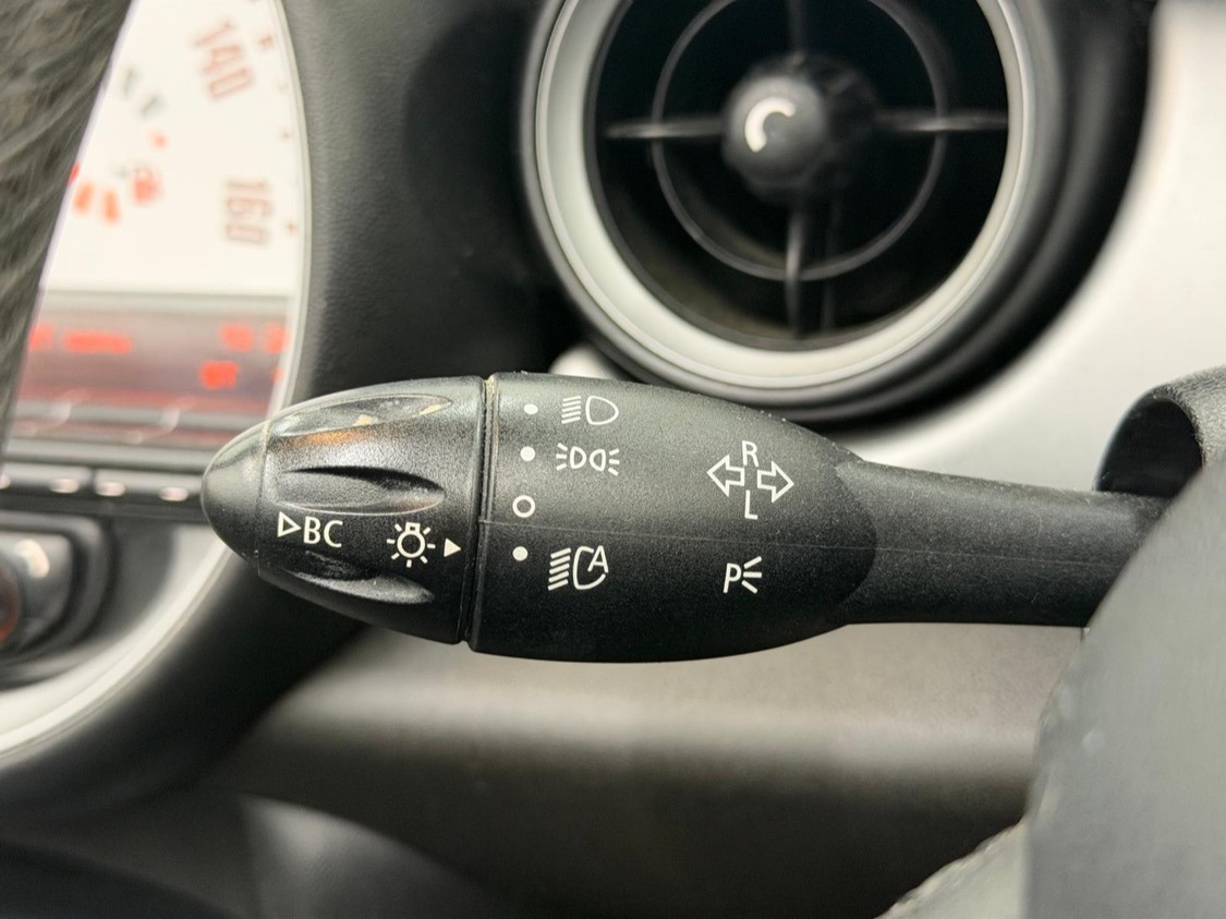 Used MINI Convertible 2013 for sale - 77595637: Photo 11