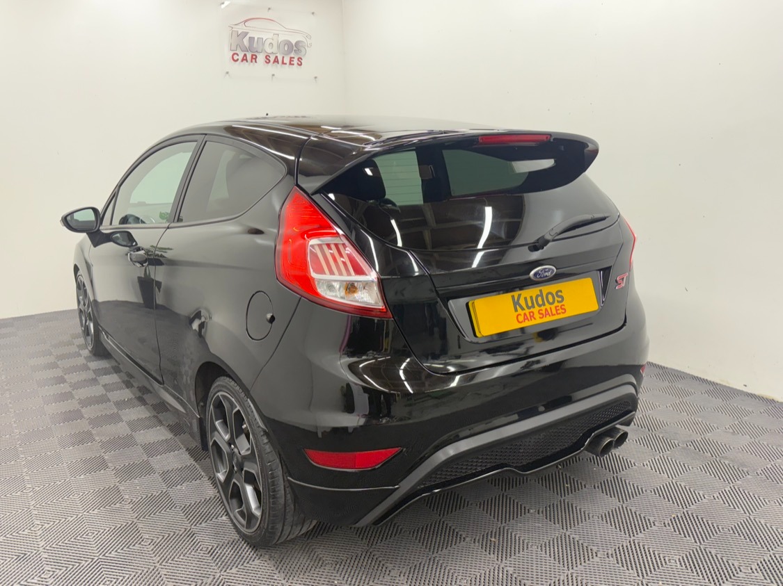 Used Ford Fiesta 2016 for sale - 76524080: Photo 5