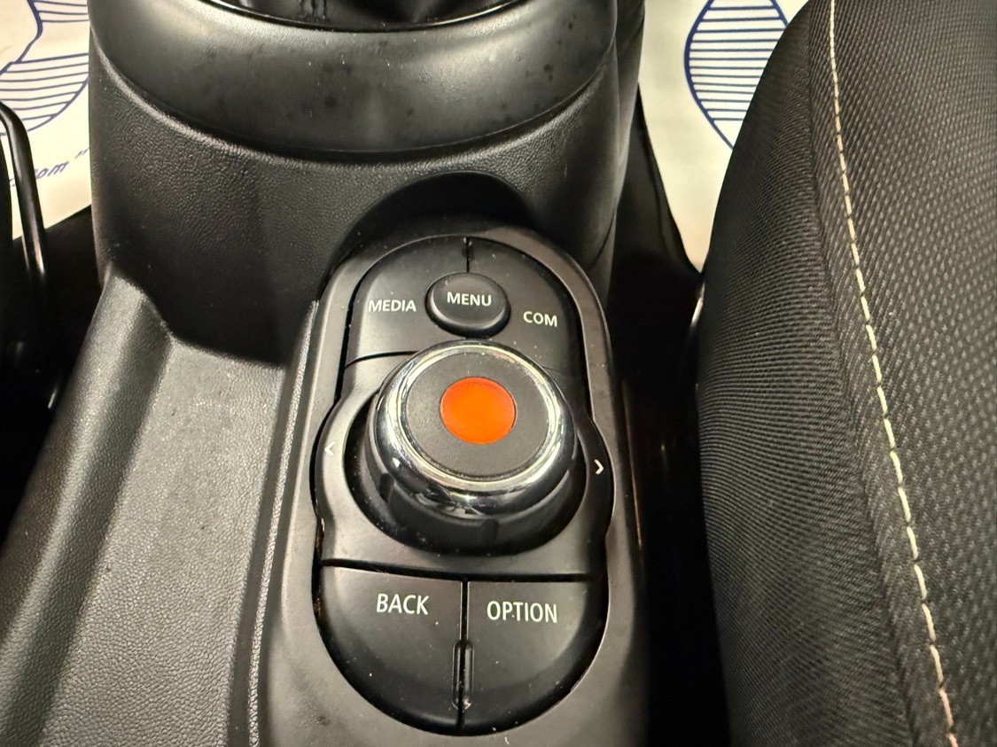 Used MINI Hatch 2018 for sale - 77137175: Photo 13