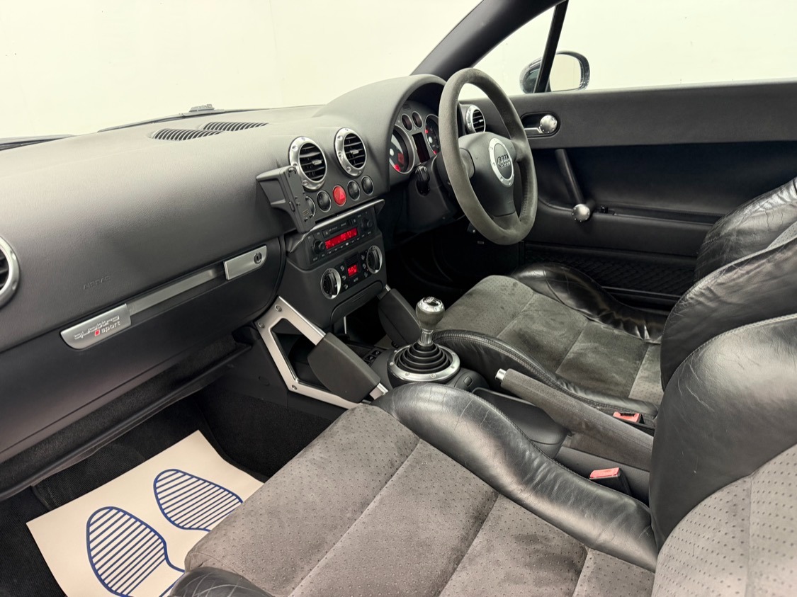 Used Audi TT 2005 for sale - 76756904: Photo 19