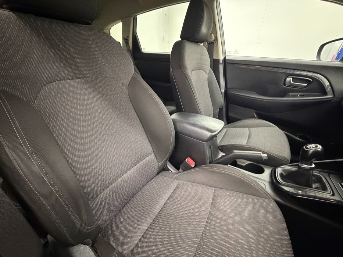 Used Kia Carens 2018 for sale - 77490081: Photo 12