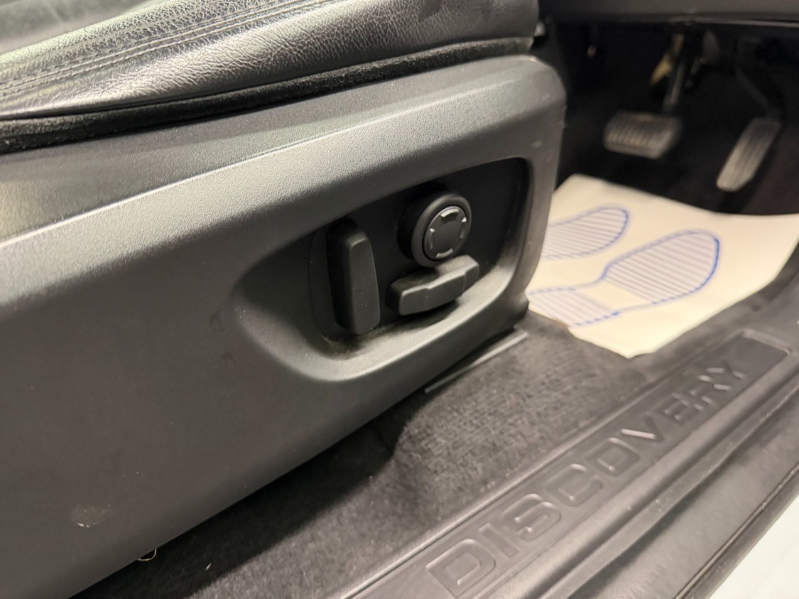 Used Land Rover Discovery Sport 2018 for sale - 77053428: Photo 12