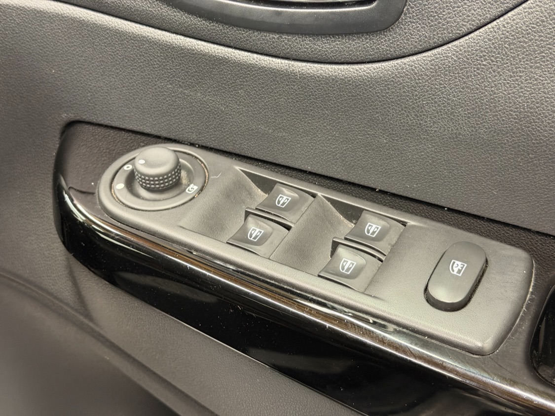 Used Renault Captur 2017 for sale - 77137034: Photo 11