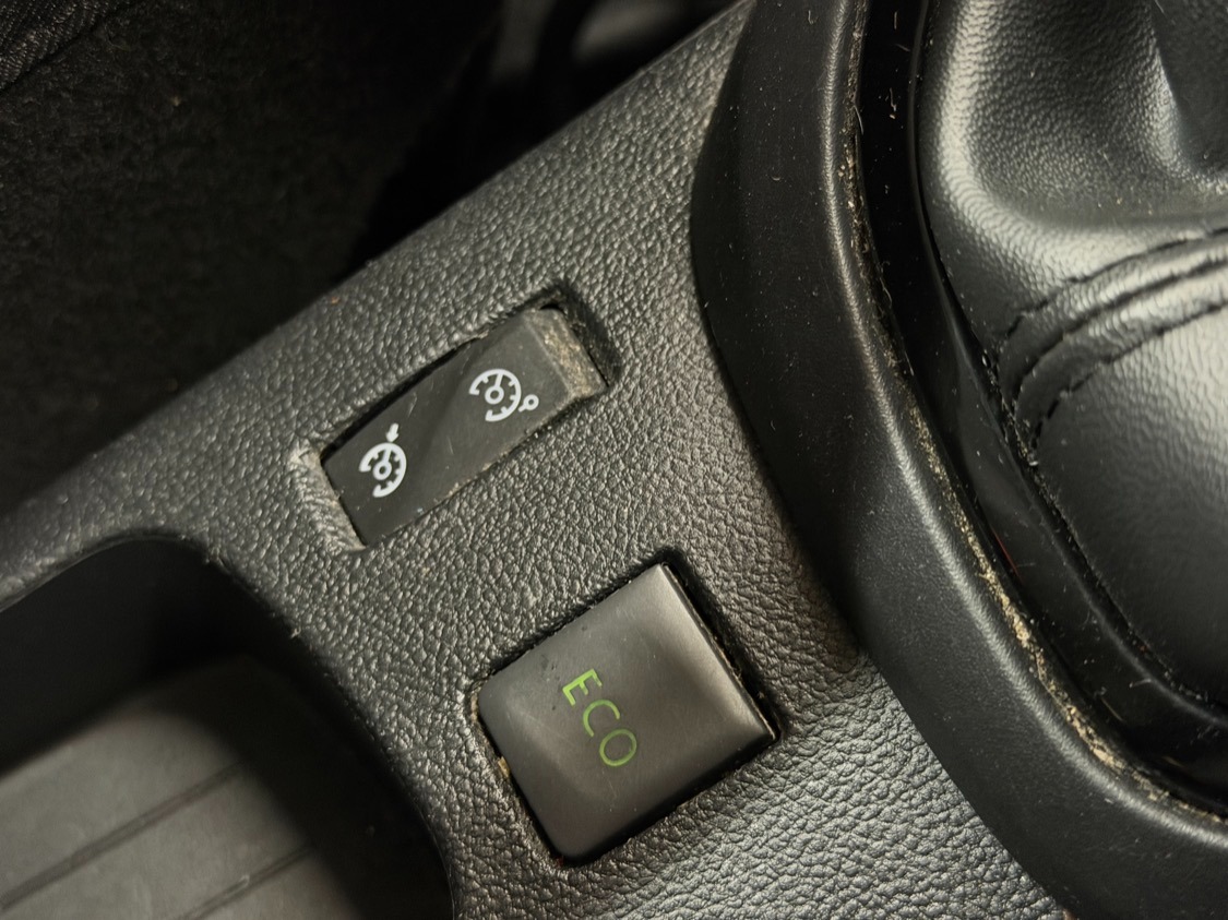 Used Renault Captur 2017 for sale - 77137034: Photo 17