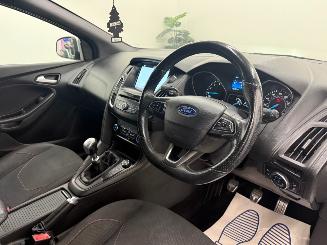 Used Ford Focus 2018 for sale - 76366318: Photo 10