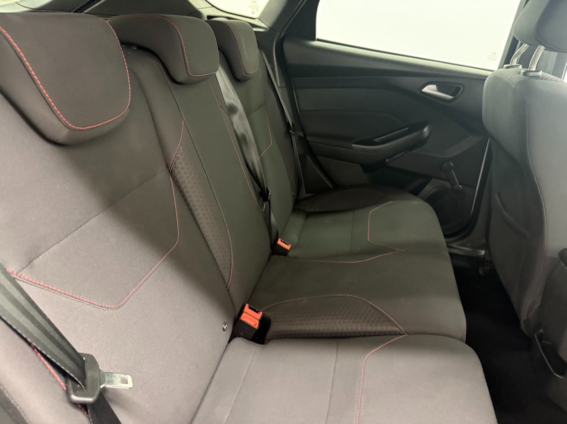 Used Ford Focus 2018 for sale - 76366318: Photo 17
